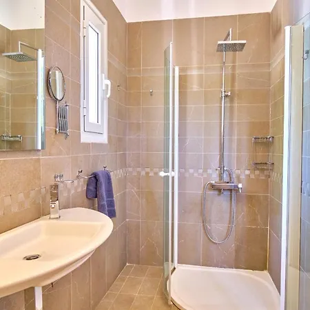 Artisthouse Sinies Corfu וילה *