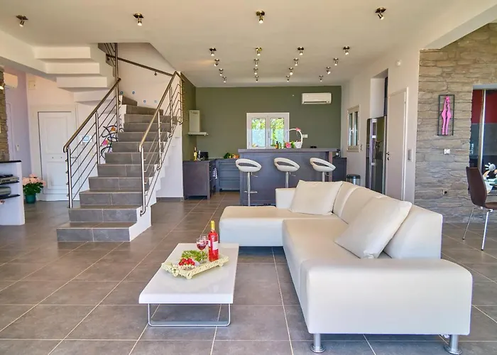 Artisthouse Sinies Corfu *
